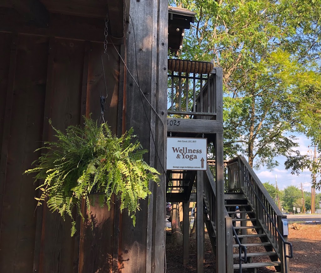  Amy Lloyd Wellness & Yoga