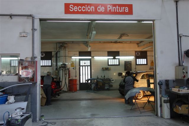 Carrocerias Urbina, S.L. — Exterior
