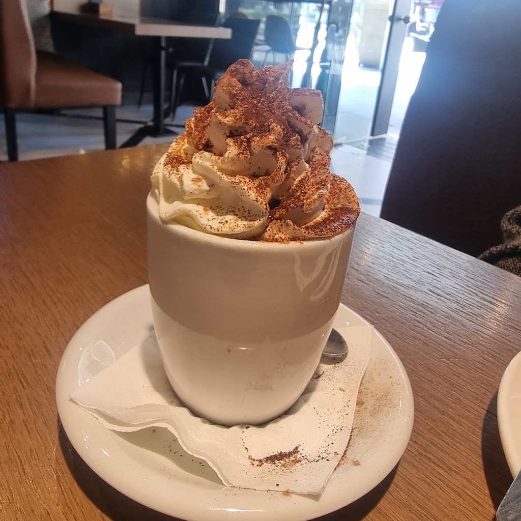 Cafeteria Gran Via 50 — Capuchino