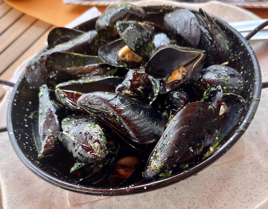 RESTAURANT KAOTIK — Mytiloida
