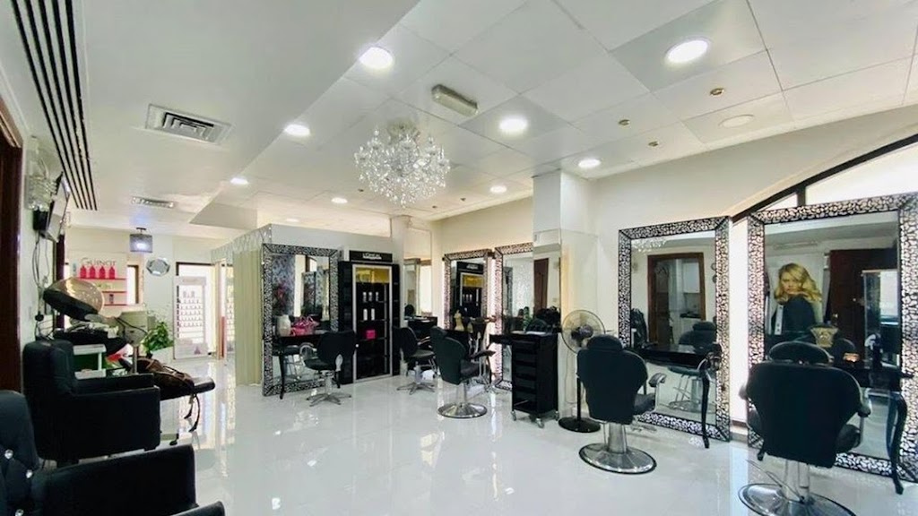 Naz Beauty Salon Khalidiya Branch