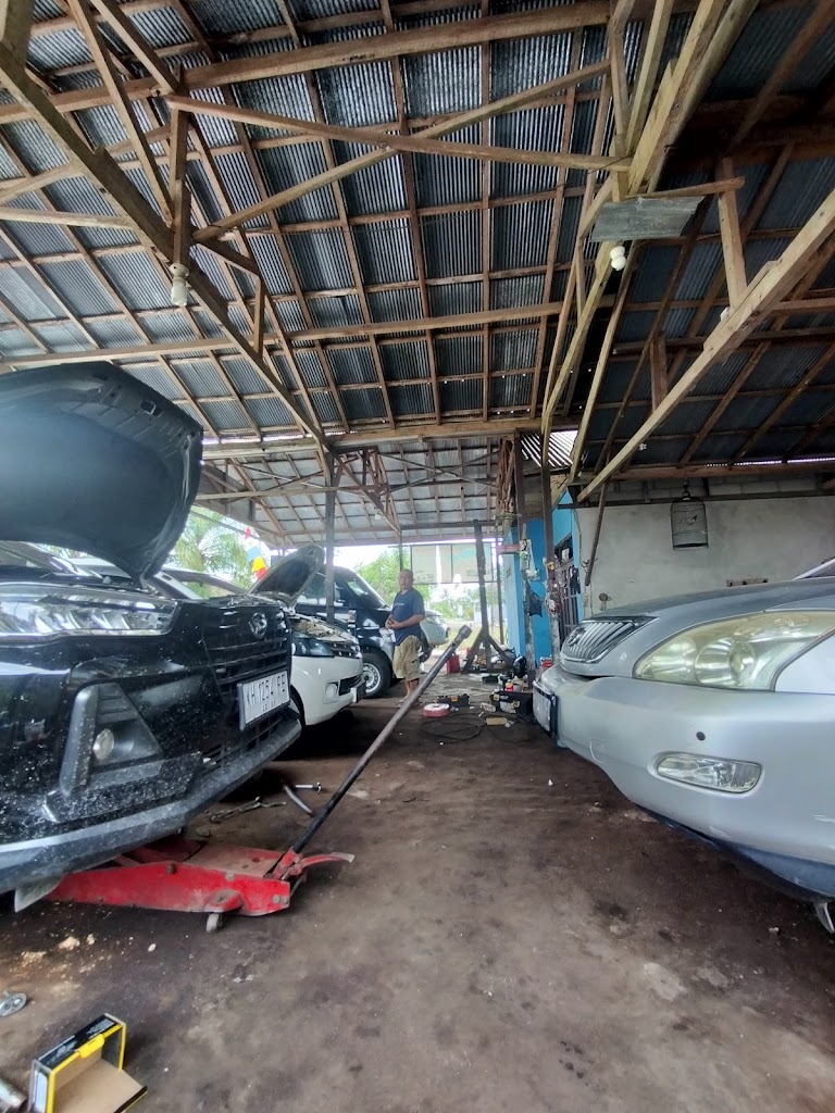 BENGKEL MOBIL PANGGILAN JHONS