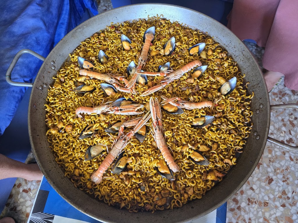 Tot Arros Paellas a Domicilio y Catering — Paella