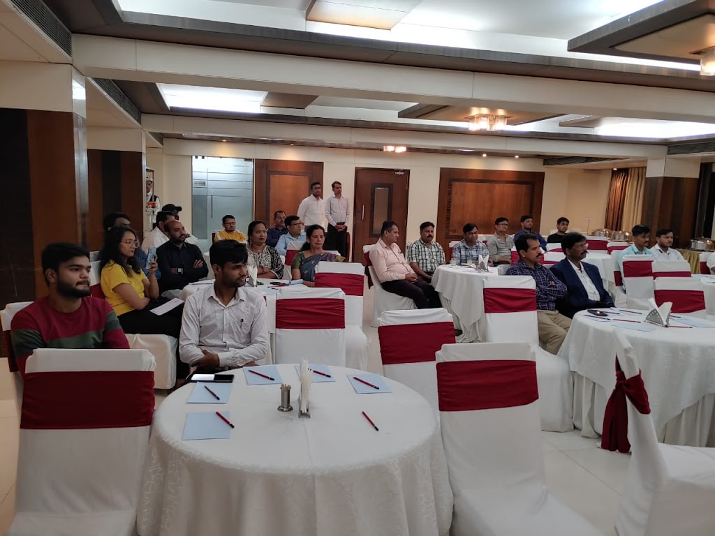 Dr. Dr Abhijit Khadtare