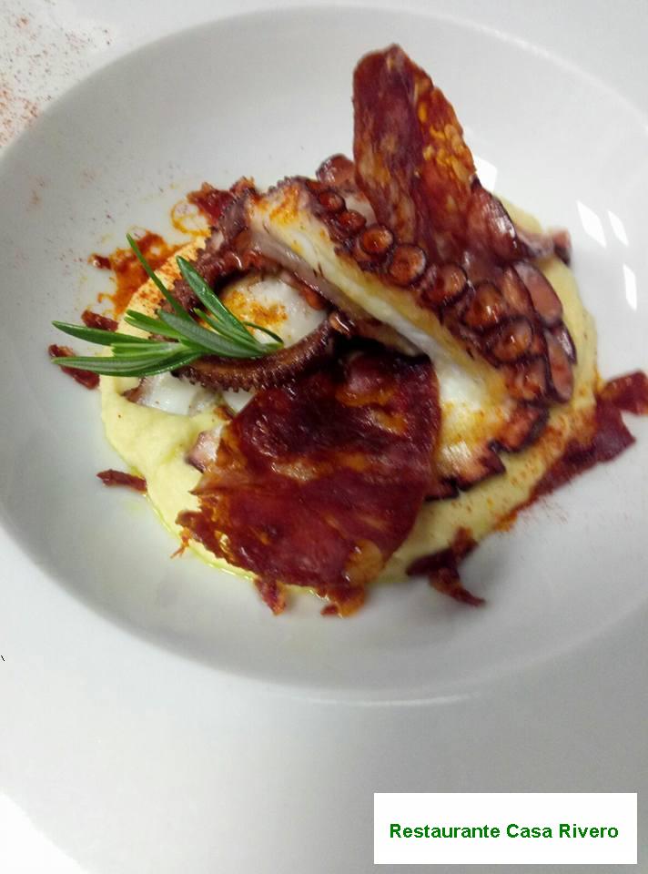 Restaurante Casa Rivero — Comida y bebida