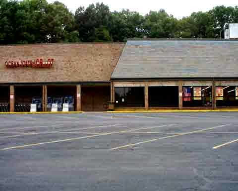 Discount store in Ballston Spa