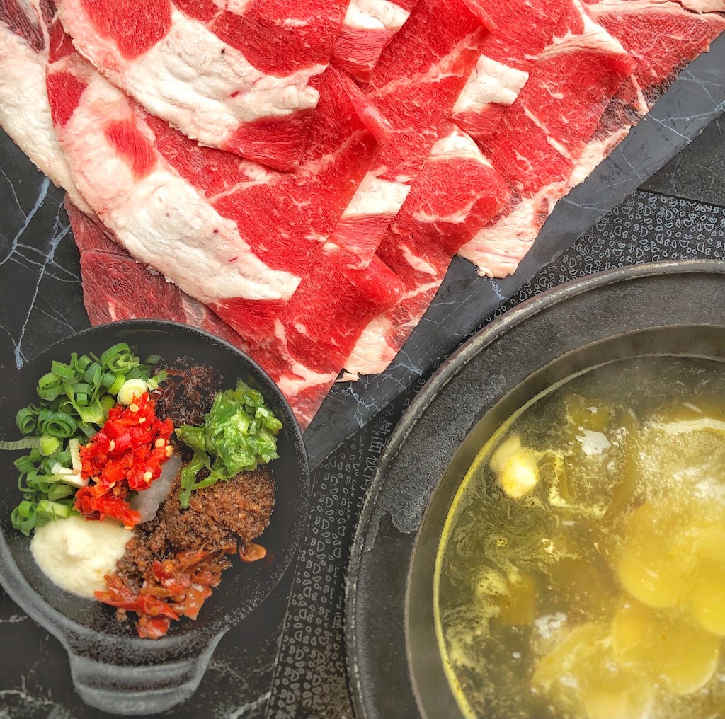 嗑肉石鍋金城店-金門火鍋餐廳鍋物美食推薦 石頭火鍋涮涮鍋 的照片