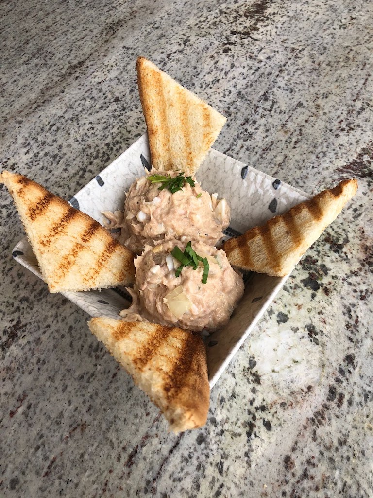 Los Angeles Torrevieja restaurante piscina — Comida y bebida