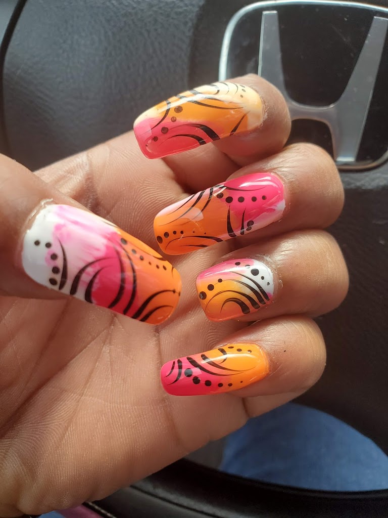 nail parlor - Biloxi, MS