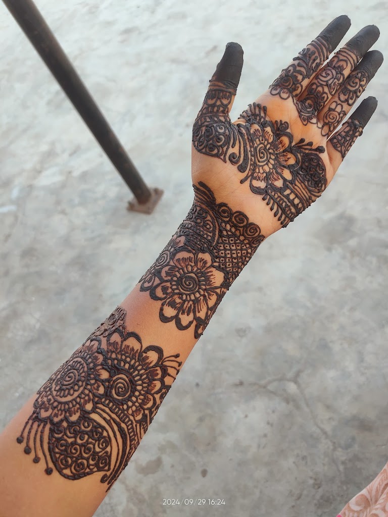 Manisha Beauty Parlour