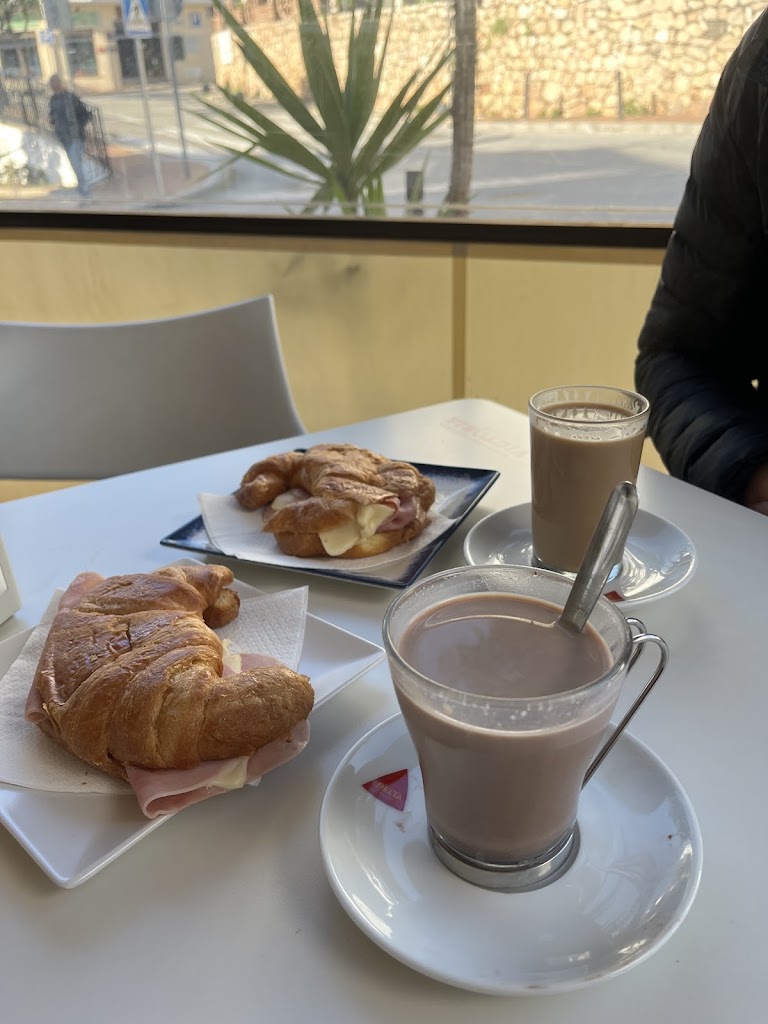 The Pana's Cafe & bar — Mas recientes