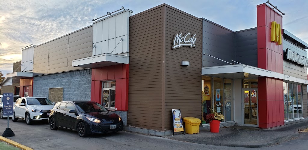 McDonald's in Petawawa