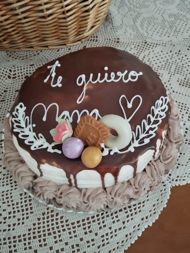Pasteleria DulceElsa — Horneado