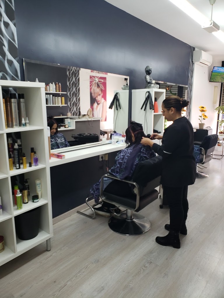 Perruqueria Yami unisex