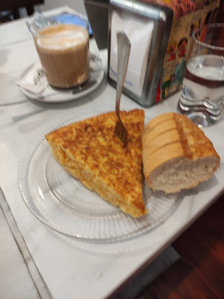 Cafe Gijones — Cafe