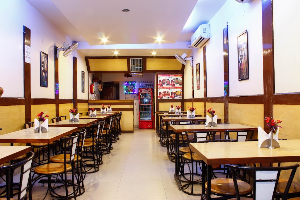 Santushti Vegetarian Restaurant