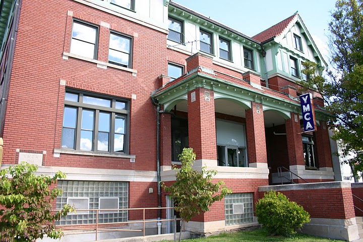  Atchison Family YMCA / Cray Community Center