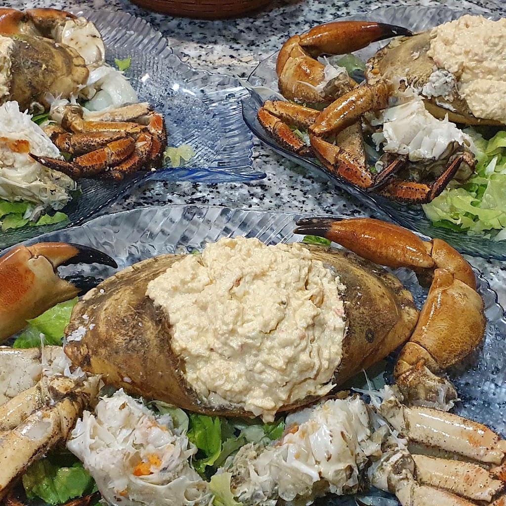 Taberna Victoria — Comida y bebida