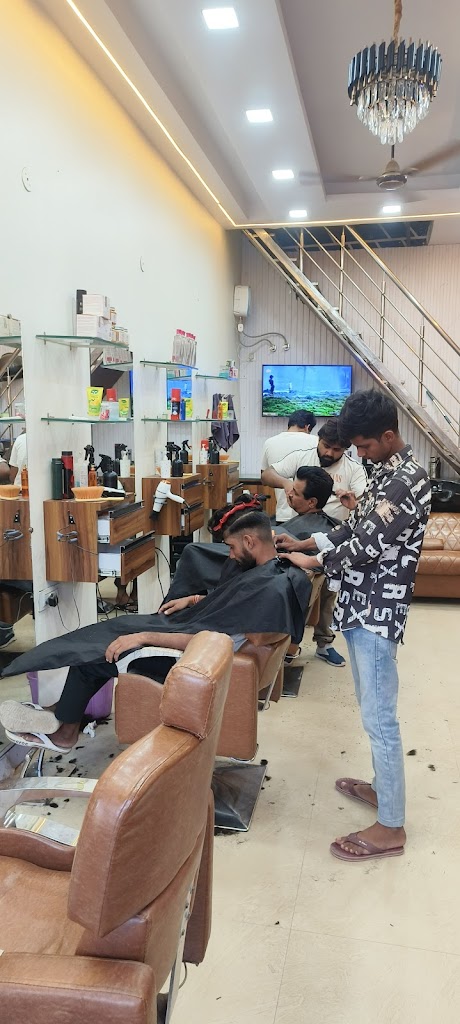 Timeless Unisex Hair Salon