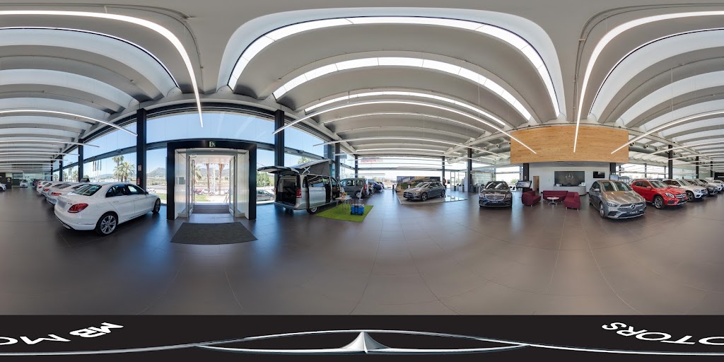 Concesionario Mercedes Benz y Smart QUADIS Autolica — Interior