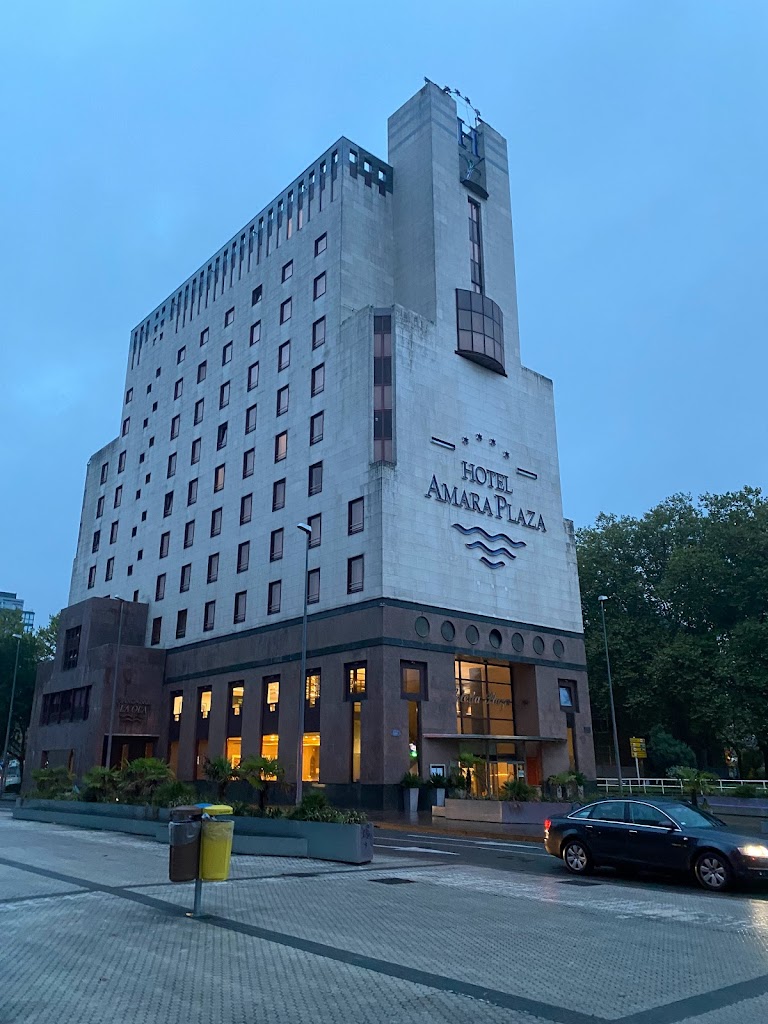 Pio XII Enparantza/Plaza Pio XII