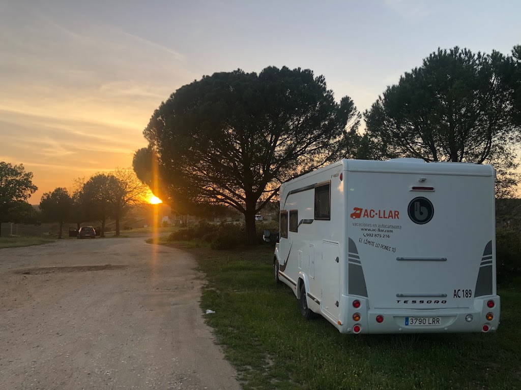 AC-LLAR. Vacaciones en Autocaravana — Autocaravana