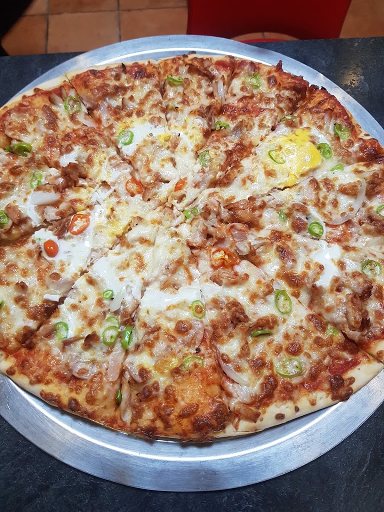 Napoli pizzeria — Comida y bebida