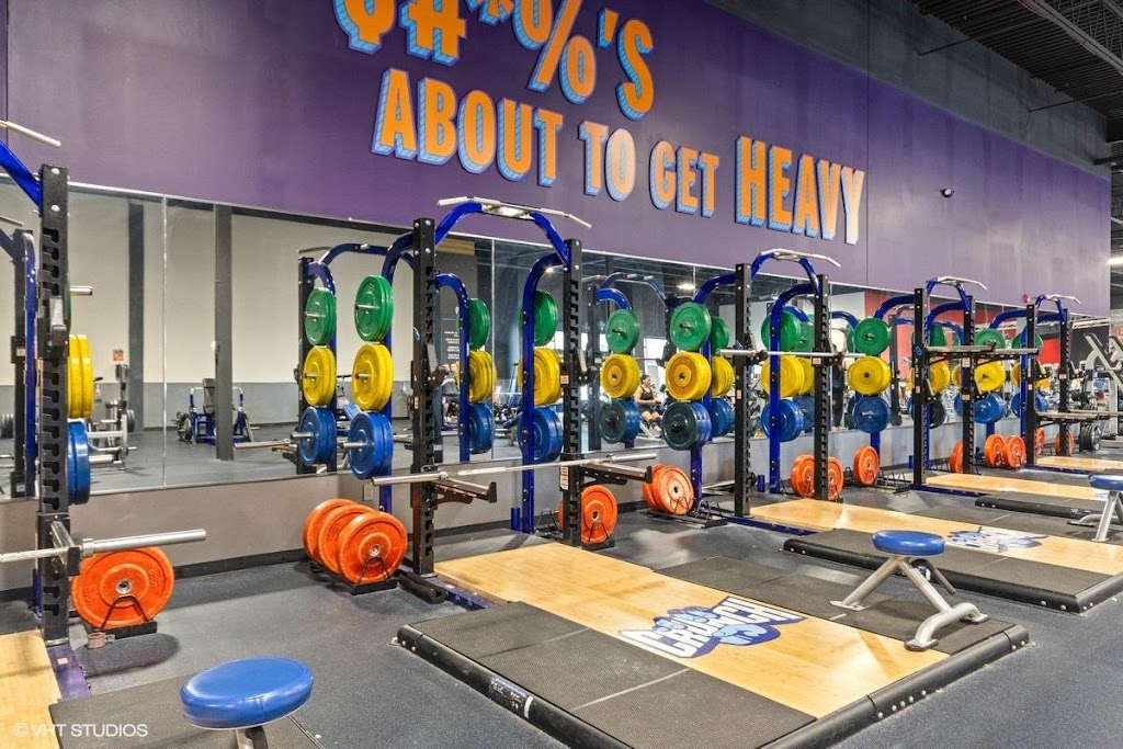  Crunch Fitness - Normal