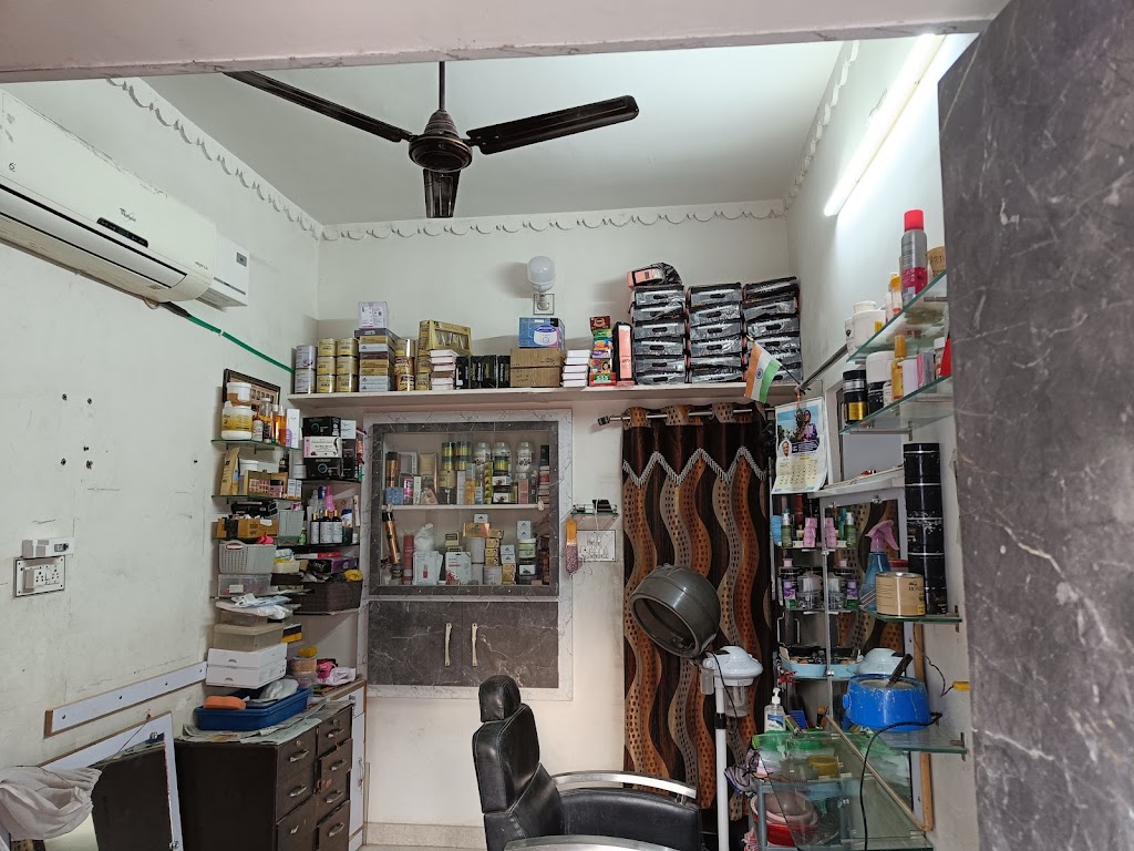 Modern Beauty Parlor Ramdev Road Pali