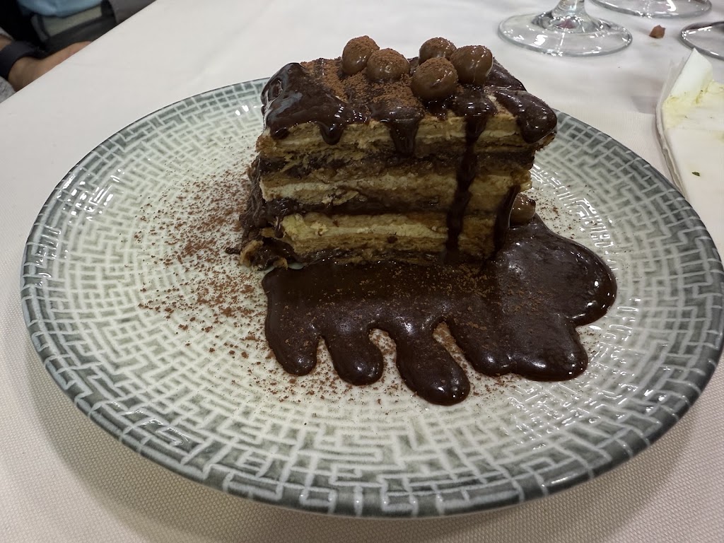 GastroBar & Cafeteria La Creueta — Comida y bebida