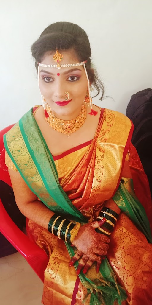 Nilima Ladies Beauty Parlour Classes