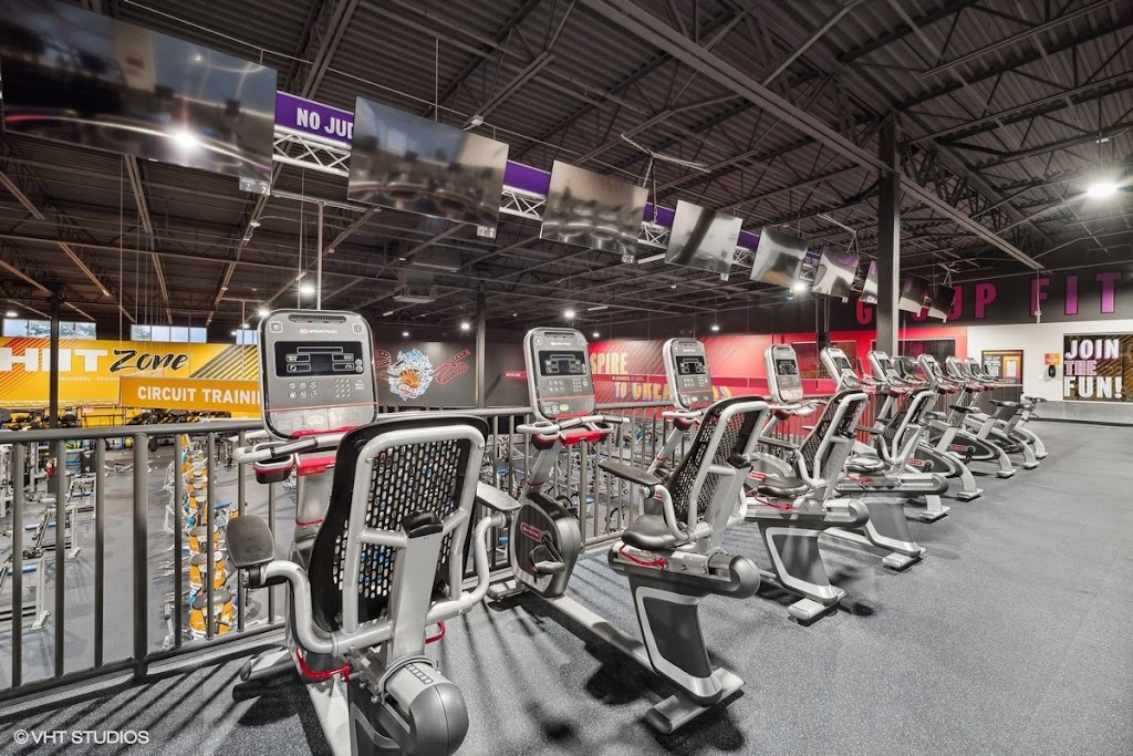  Crunch Fitness - Wickham