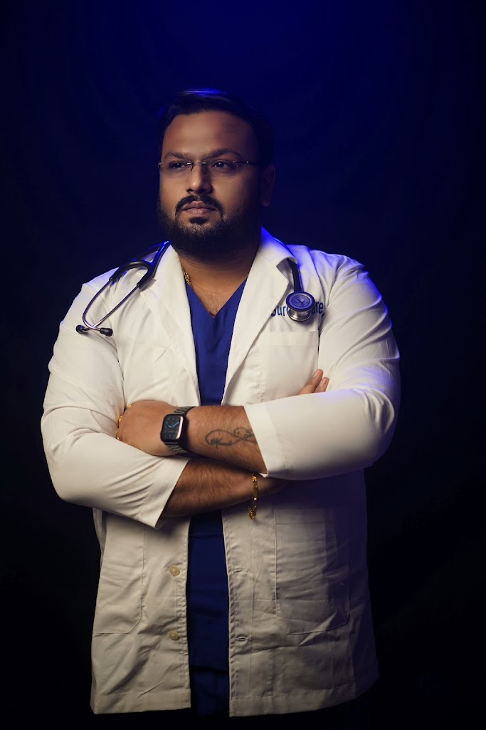 Dr. Dr Surojit Banerjee Best Consultant Physician In Katwa Biswas Pharmacy In West Bengal