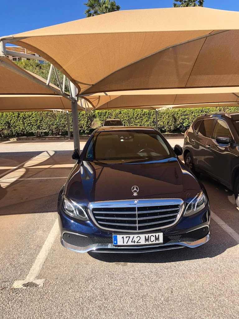 Carbon Car Rental