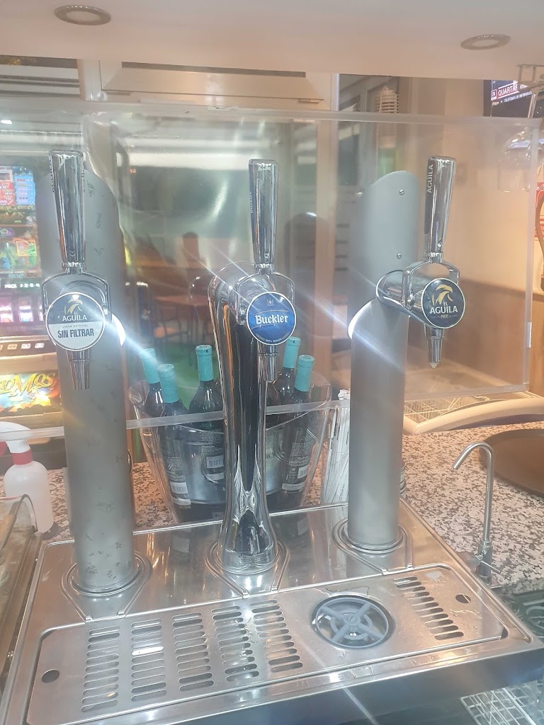 Cerveceria restaurante EL SIETE — Del propietario