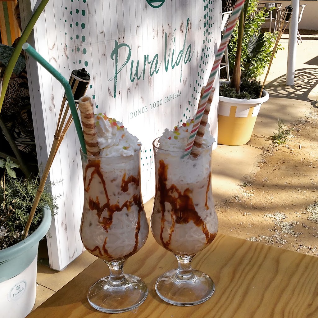 Pura Vida — Comida y bebida