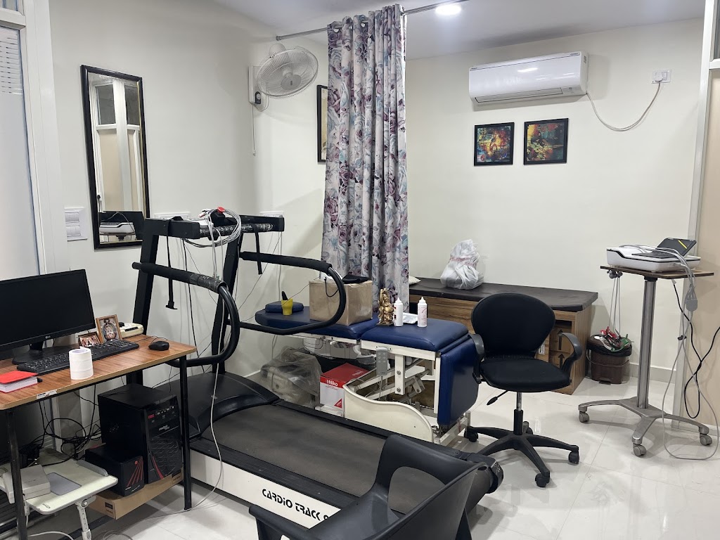 Dr. Dr Apoorva Jain Dm Arihant Heart Clinic