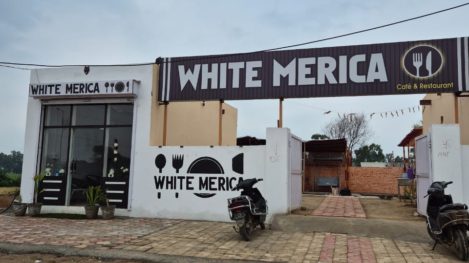 White Merica Restaurant