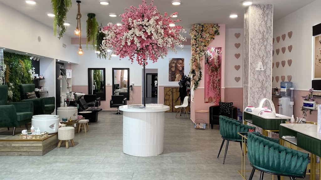 Golden Hall estetica avanzada y peluqueria