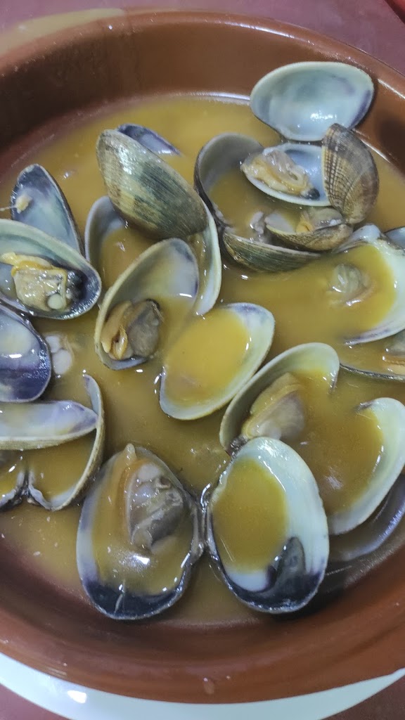 Bar Juanlu — Comida y bebida