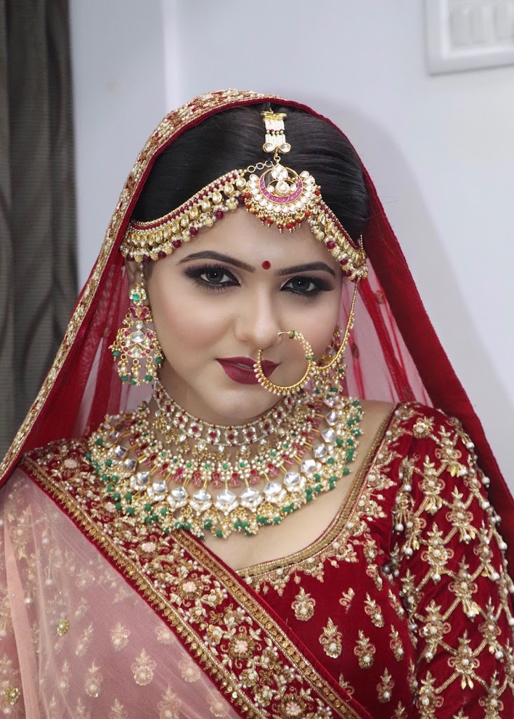 Urvi Beauty Parlour Classes