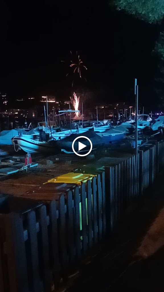 Parking Public — Videos