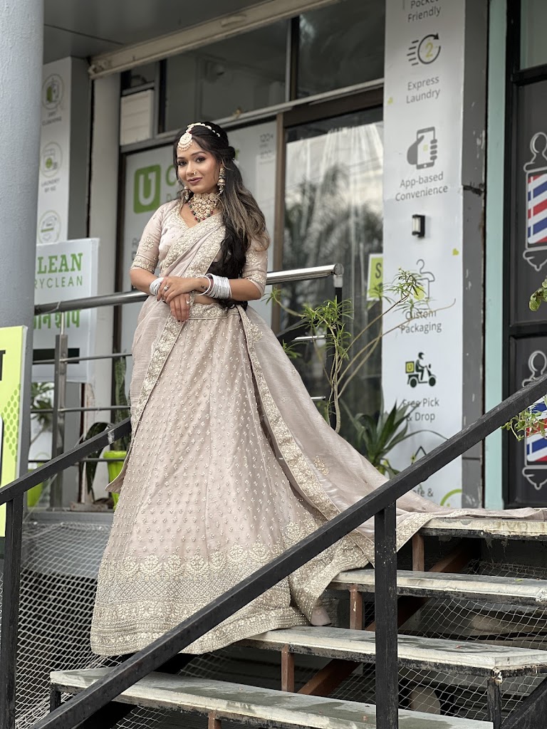 Hair Master Luxury Unisex Salon Academy