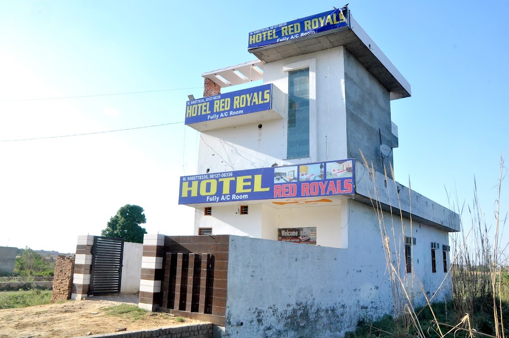Hotel Red Royals