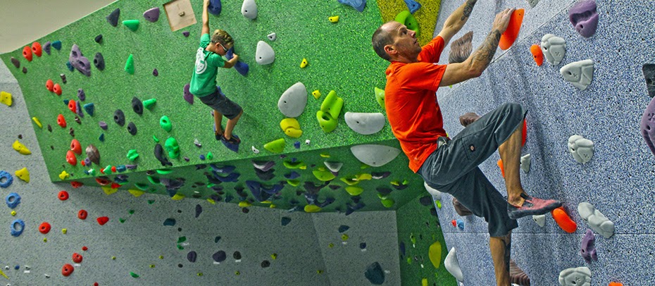  Hangar 18 Indoor Climbing Gym