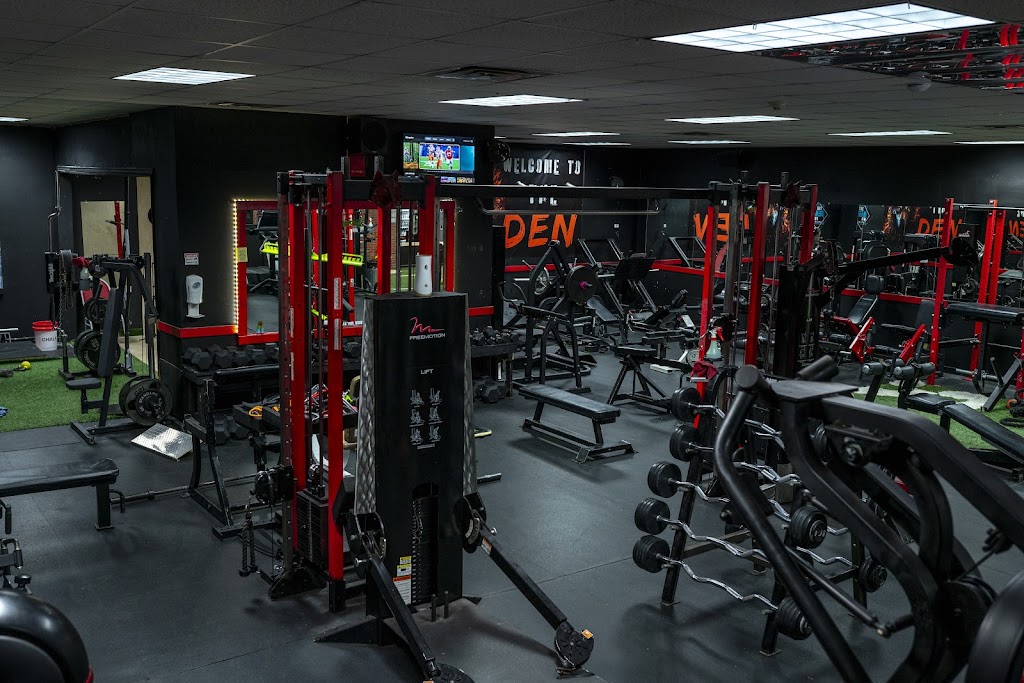  Wolves Den Barbell Club