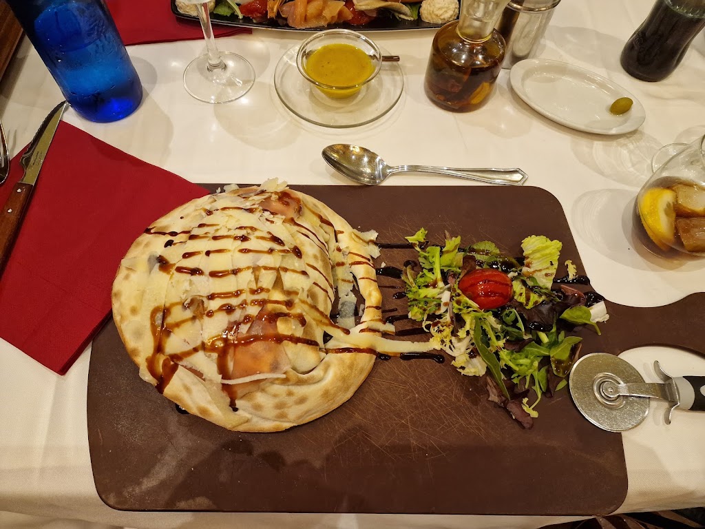 Rosas — Comida y bebida