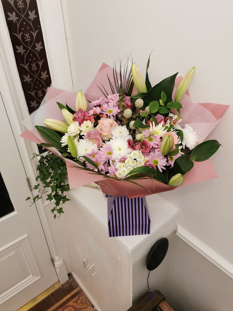 Michelles Flowers @ Shell Redbeck Services