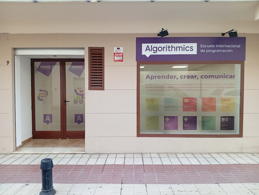Algorithmics Marbella. Escuela de programacion para nin@s y jovenes de 6 a 18 anos