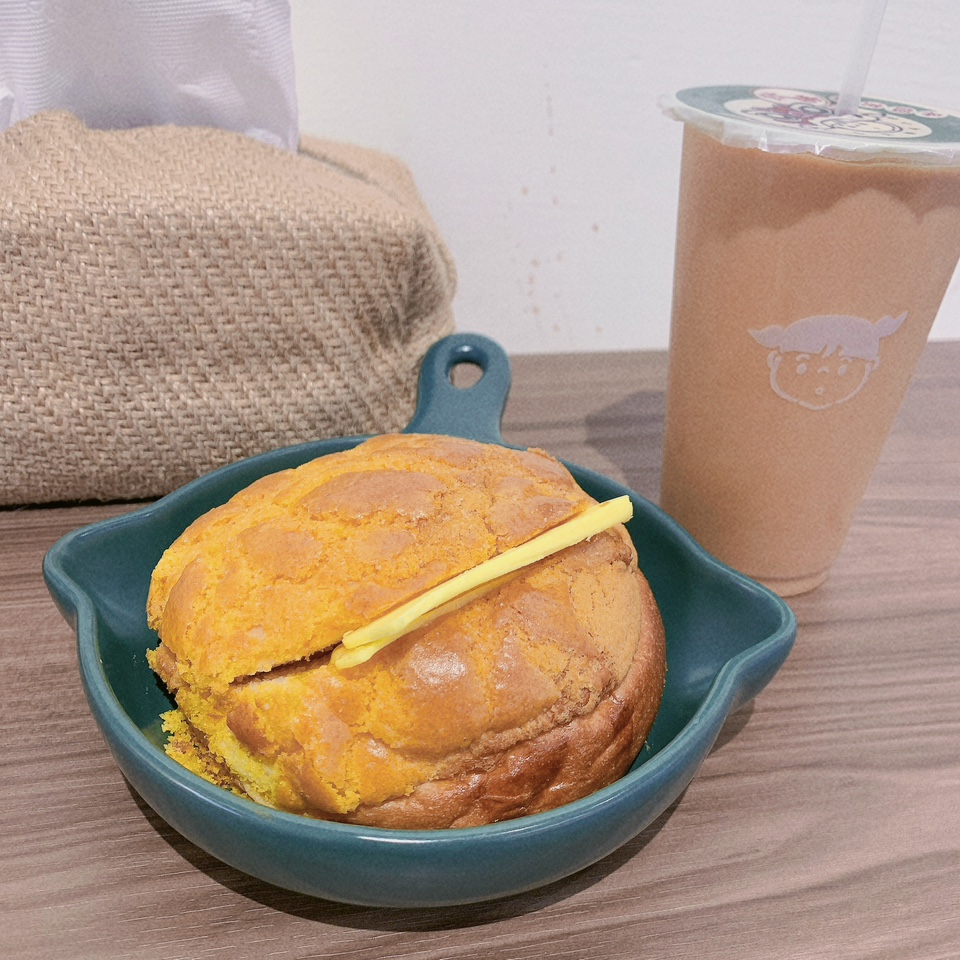 茶緣小冰室 下午茶 港式飲料店 楊枝甘露 拌麵 點心 蒸飯 菠蘿油 x 冰淇淋麻糬工作室 的照片